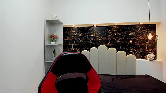 Annyrosee online show from March 2026 07:43:02 PM