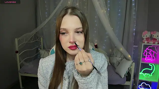 kaisajenner online show from February 2026 12:01:02 PM