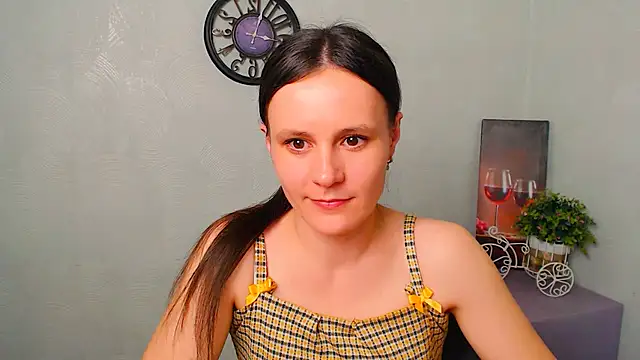 ValeriaHeart  online show from February 2025 05:21:01 PM