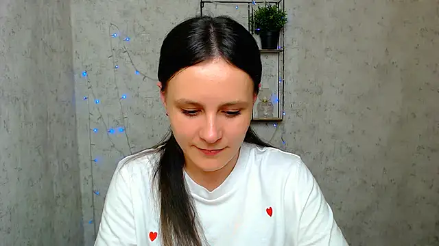 ValeriaHeart  online show from March 2025 01:29:01 PM