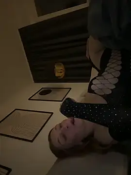 chaanntyy online show from October 2025 08:31:01 PM