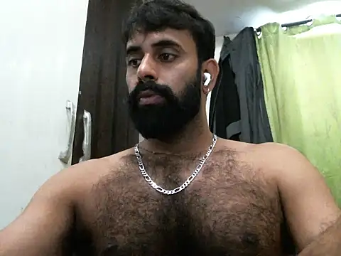 Snapshot of indianhairybull chatting on September 2025 04:34:02 AM indianhairybull online show from September 2025 04:34:02 AM
