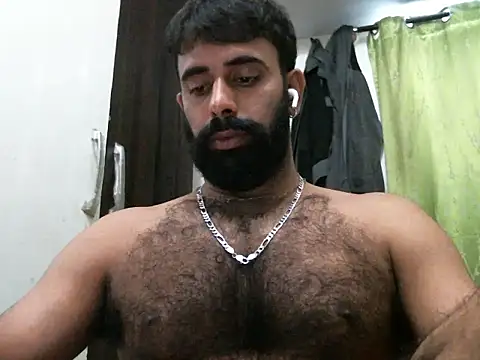 Snapshot of indianhairybull chatting on September 2025 04:58:02 AM indianhairybull online show from September 2025 04:58:02 AM