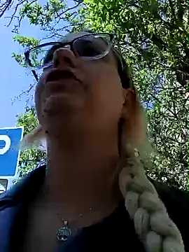 Mia RainX online show from April 2026 11:49:02 AM