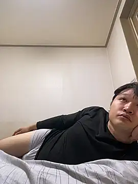 offwhite777 online show from February 2025 01:33:02 PM