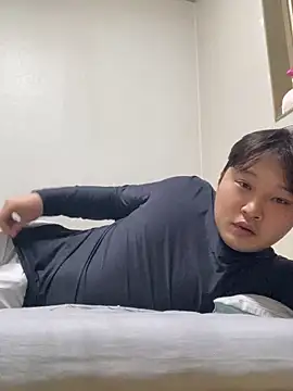 offwhite777 online show from March 2025 10:44:01 AM