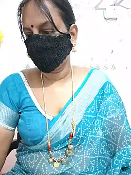 Snapshot of Tamil_Meera12 chatting on May 2026 05:27:02 AM Tamil Meera12 online show from May 2026 05:27:02 AM