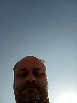 Snapshot of NAvoglia chatting on July 2026 03:21:02 PM NAvoglia online show from July 2026 03:21:02 PM
