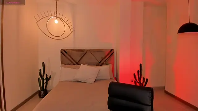 BeccaBaxter online show from April 2026 12:15:01 PM