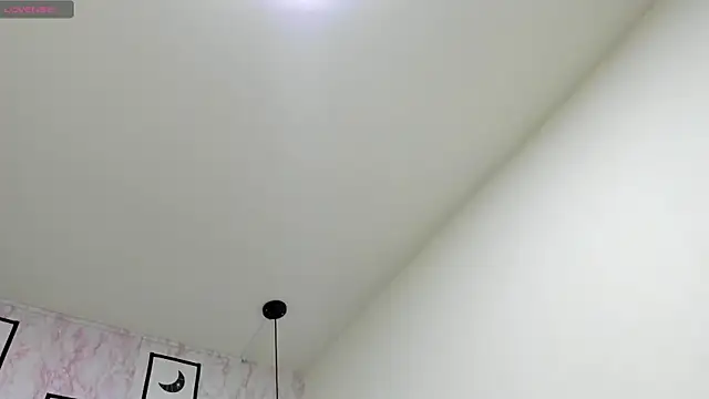 Raichell  online show from April 2026 03:51:02 AM