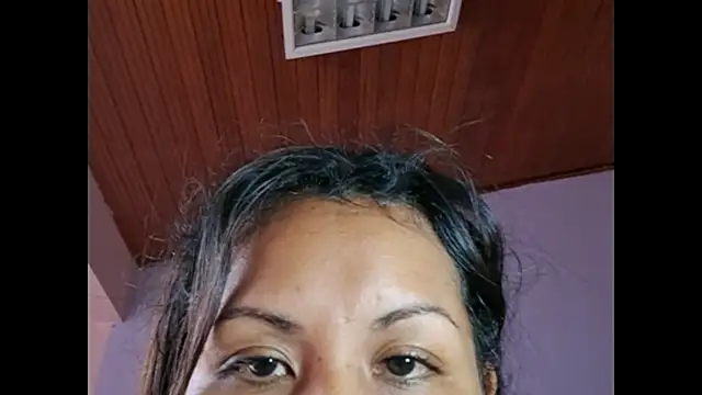 kyliebigboobs online show from November 2025 03:01:02 PM