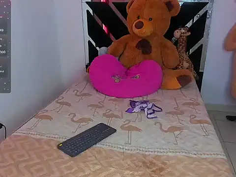 Snapshot of CatalinaSmith1 chatting on March 2025 12:42:02 AM CatalinaSmith1 online show from March 2025 12:42:02 AM
