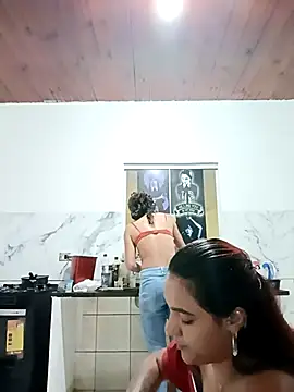 Pantaneirasexy online show from November 2025 04:42:01 PM