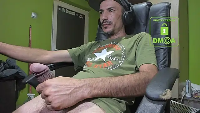 BigCumShoot online show from October 2025 04:12:01 AM