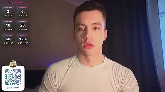 Snapshot of VincentSmith02 chatting on January 2025 09:59:01 AM VincentSmith02 online show from January 2025 09:59:01 AM