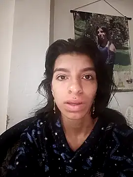 Ariell Kieran online show from October 2025 06:17:02 PM