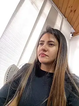 Snapshot of Andrea18_blonde chatting on March 2025 06:22:02 PM Andrea18 blonde online show from March 2025 06:22:02 PM