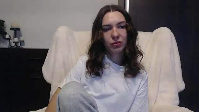 aurora lust online show from October 2025 05:40:01 AM