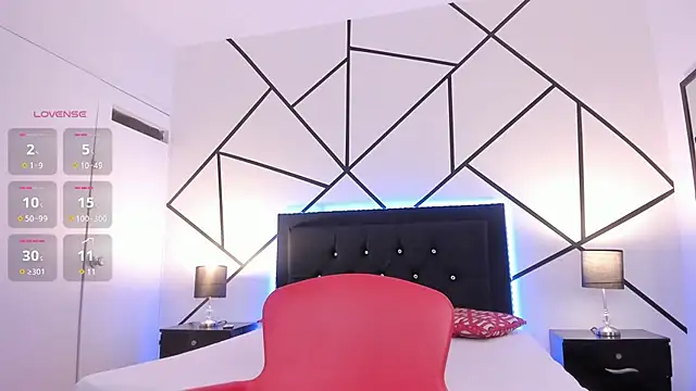 Liiam smith  online show from February 2025 11:54:01 AM