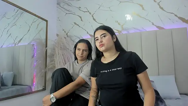 Liiam smith  online show from November 2025 12:31:02 PM