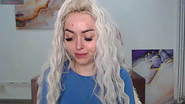 Snapshot of MissisCaty chatting on March 2025 12:28:01 PM MissisCaty online show from March 2025 12:28:01 PM