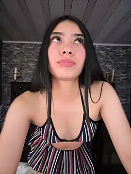 TayylorSexx online show from July 2026 03:00:02 AM