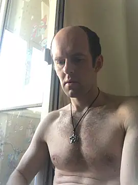Snapshot of LynnAhNight chatting on June 2026 03:51:01 AM LynnAhNight online show from June 2026 03:51:01 AM