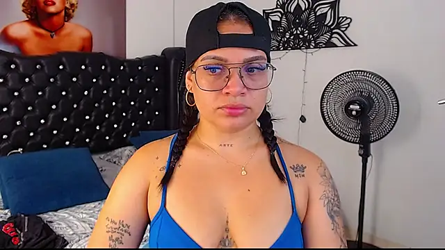 Taliana36 online show from November 2025 12:27:02 PM