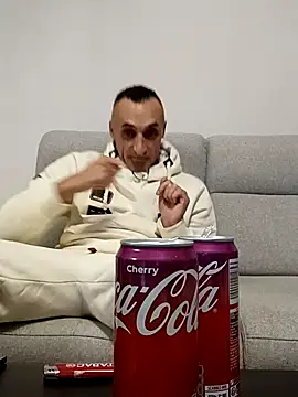 Snapshot of ANGELSANTAMARIA- chatting on October 2025 10:06:02 PM ANGELSANTAMARIA- online show from October 2025 10:06:02 PM