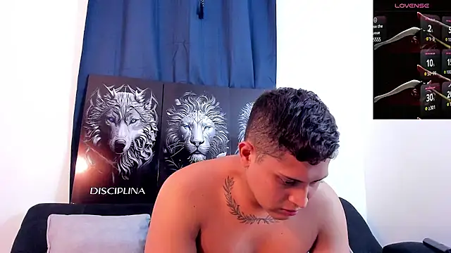 JohanSmith online show from February 2025 05:40:02 PM