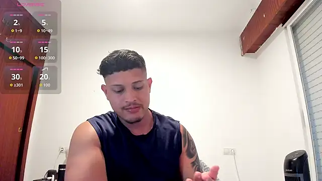 JohanSmith online show from June 2026 06:41:01 PM