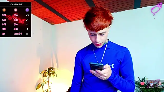 Snapshot of 7_Saturno_7 chatting on May 2026 11:14:02 PM 7 Saturno 7 online show from May 2026 11:14:02 PM