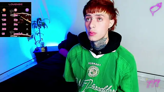 Snapshot of 7_Saturno_7 chatting on June 2026 05:01:02 PM 7 Saturno 7 online show from June 2026 05:01:02 PM
