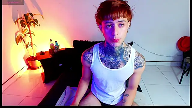 Snapshot of 7_Saturno_7 chatting on July 2026 02:02:02 PM 7 Saturno 7 online show from July 2026 02:02:02 PM