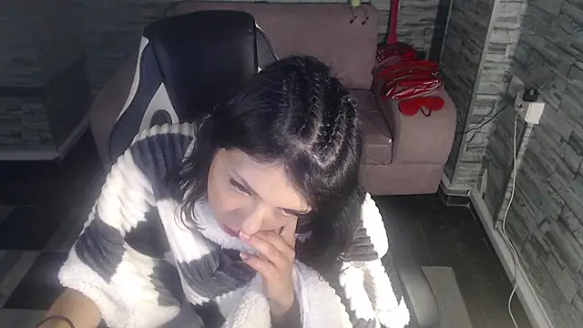 renata russo b online show from February 2025 08:26:02 AM