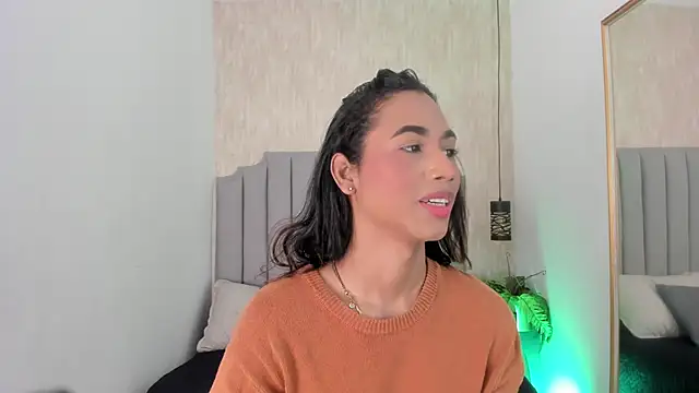 Alice Massiel  online show from February 2025 08:26:02 PM