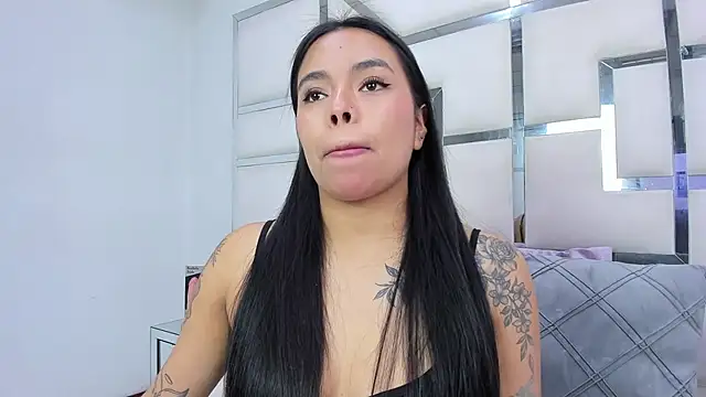 ZoeWan69 online show from June 2026 12:06:02 PM