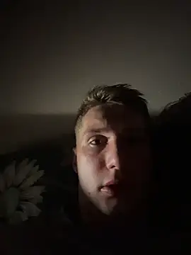 Snapshot of SirVDD chatting on November 2025 06:20:02 PM SirVDD online show from November 2025 06:20:02 PM