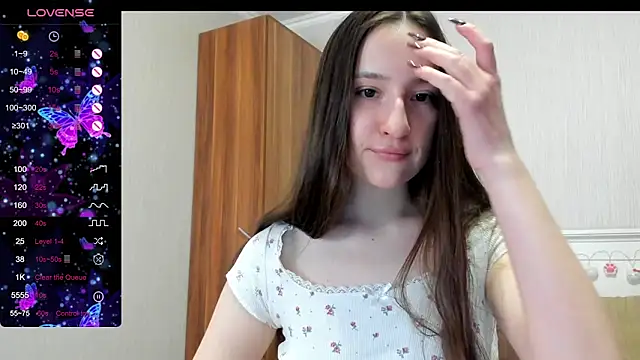 Cute  Nana online show from January 2026 01:48:02 PM