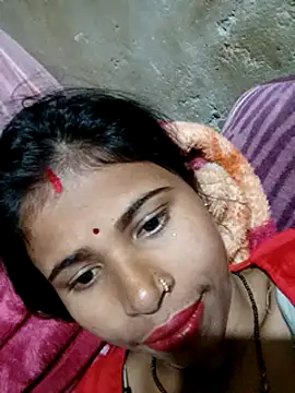 Snapshot of Miss_triha chatting on February 2025 06:03:01 AM Miss triha online show from February 2025 06:03:01 AM