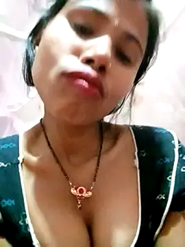 Snapshot of Miss_triha chatting on February 2025 12:54:02 AM Miss triha online show from February 2025 12:54:02 AM