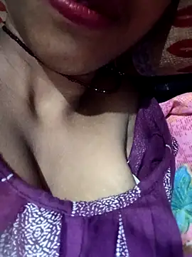 Snapshot of Miss_triha chatting on September 2025 08:53:01 PM Miss triha online show from September 2025 08:53:01 PM