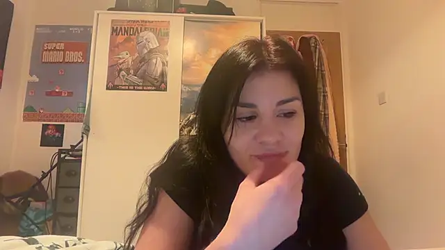 Petitecookie online show from February 2026 05:58:01 PM