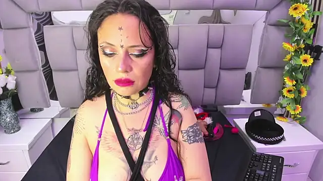 Fenix Lilith online show from November 2025 09:02:01 PM