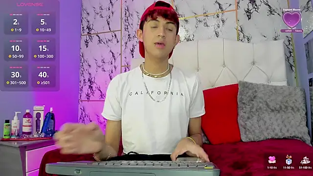 Allen Starck online show from March 2025 04:56:02 AM