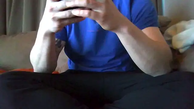 pietjepuk1310 online show from February 2026 04:13:02 PM