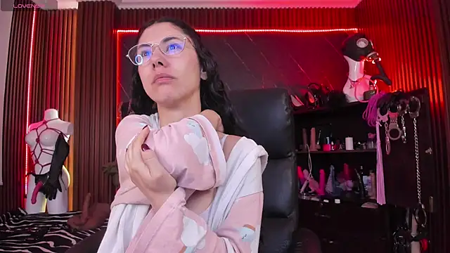 XiaQueen online show from December 2025 11:58:02 AM