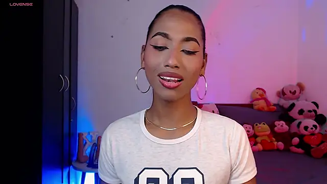 Alissemasiel online show from November 2025 08:52:02 PM