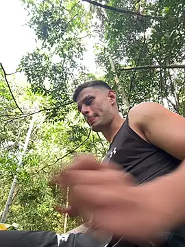 Snapshot of Fitmanx chatting on March 2025 09:32:02 PM Fitmanx online show from March 2025 09:32:02 PM