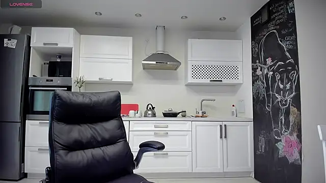 lisenok online show from February 2026 01:42:01 PM